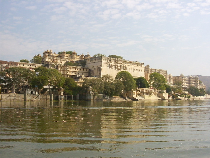 Le City Palace vu du lac