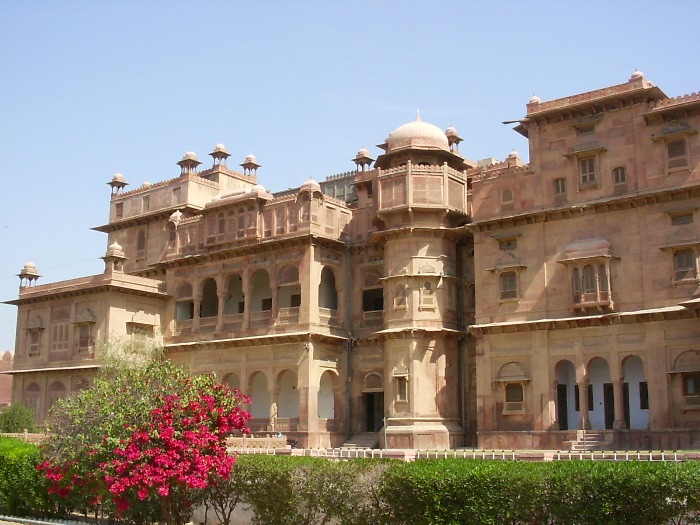 Un bâtiment dans le fort