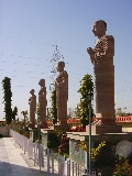 Statues near the giant Buddha