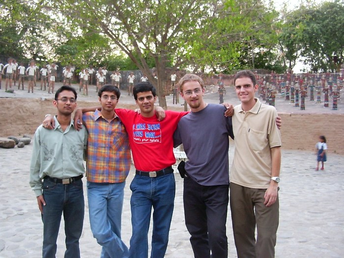 Madhusudan, Udit, Kapil, Sylvain & Thimo