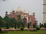 Mosquée à côté du Taj