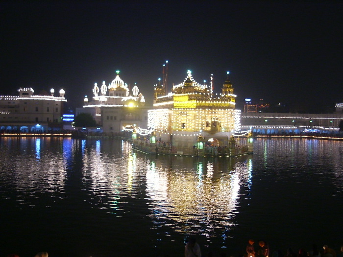 Le Golden Temple de nuit