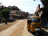 Rickshaw dans une rue de Mahabalipuram