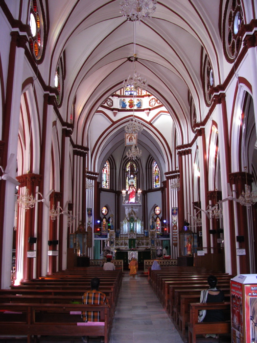 Intérieur de l'église