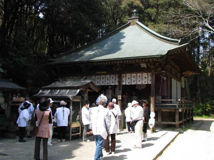 Gokurakuji Temple
