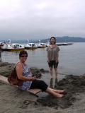 Michèle & Megumi in hot sands of Kussharo Lake