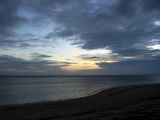 Coucher du soleil sur la plage d'Haemita-no-hama