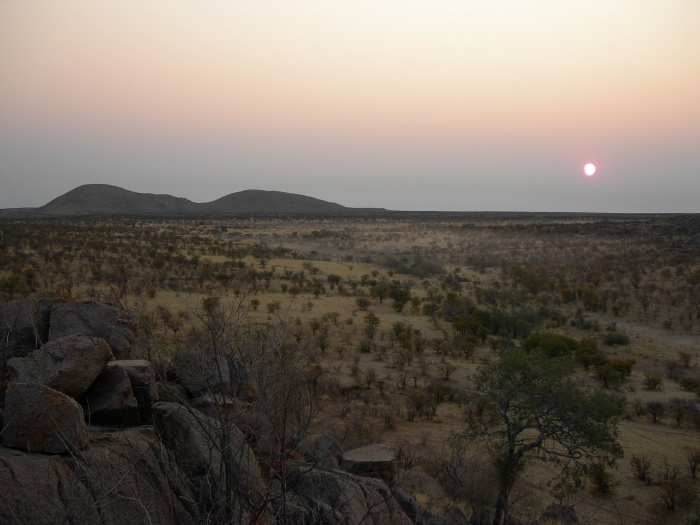 Plaine d'Hobatere au lever du soleil